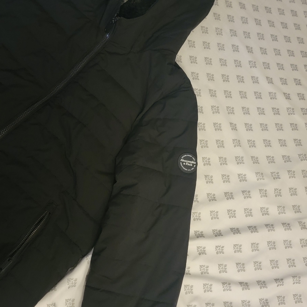 Abercrombie puffed jacket kids